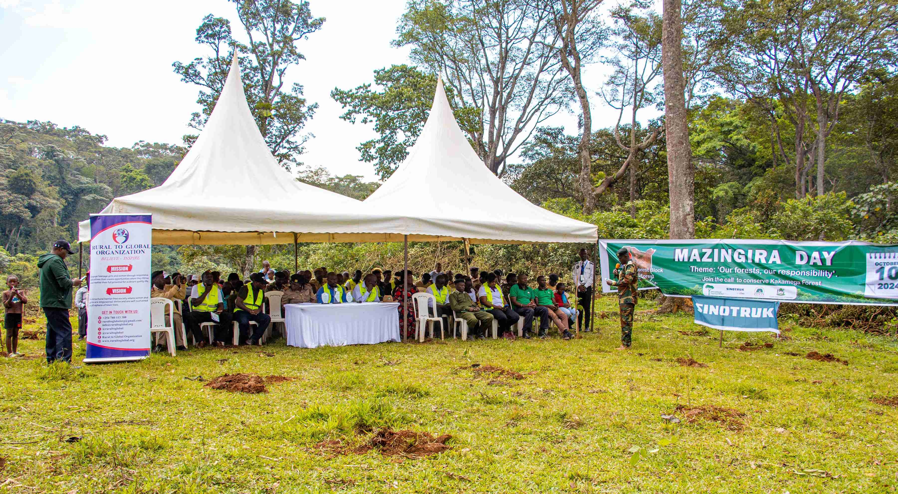 中國(guó)重汽在肯尼亞舉辦綠色未來植樹活動(dòng)