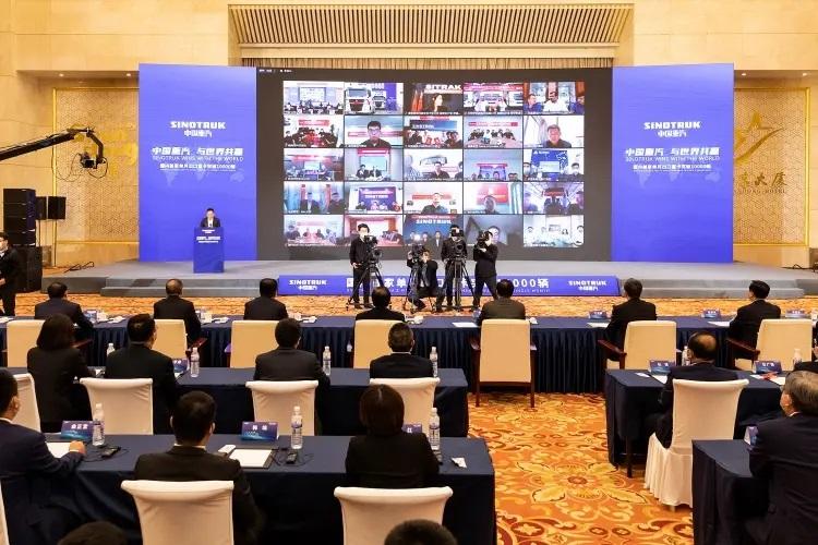 中國(guó)重汽單月出口重卡突破10000輛